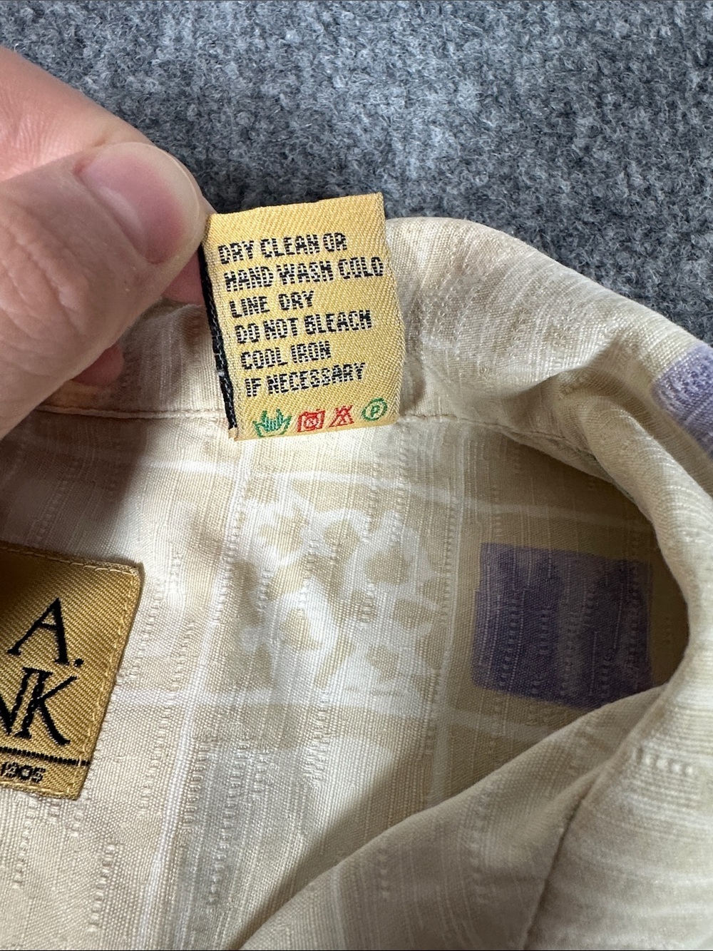 Vintage 100% Silk Jos. A. Bank Beige Camp Shirt Size Large - Picture 4 of 8